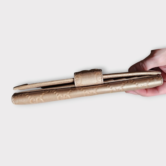 GUCCI GG Heart Signature Long Wallet - Picture 5 of 14